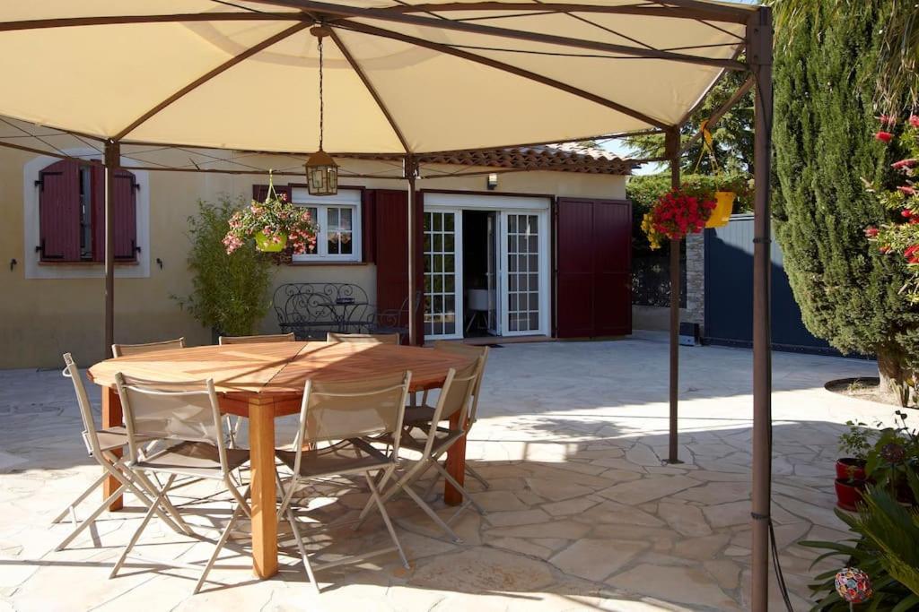 Studio Dans Villa Avec Piscine Cassis Exterior foto